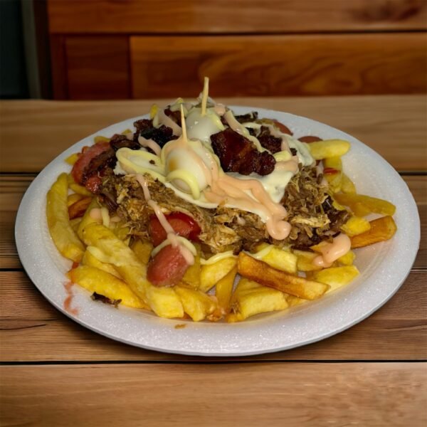 Salchipapa mega especial